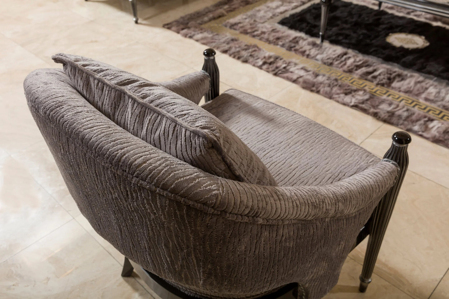 Huma Sofa Set