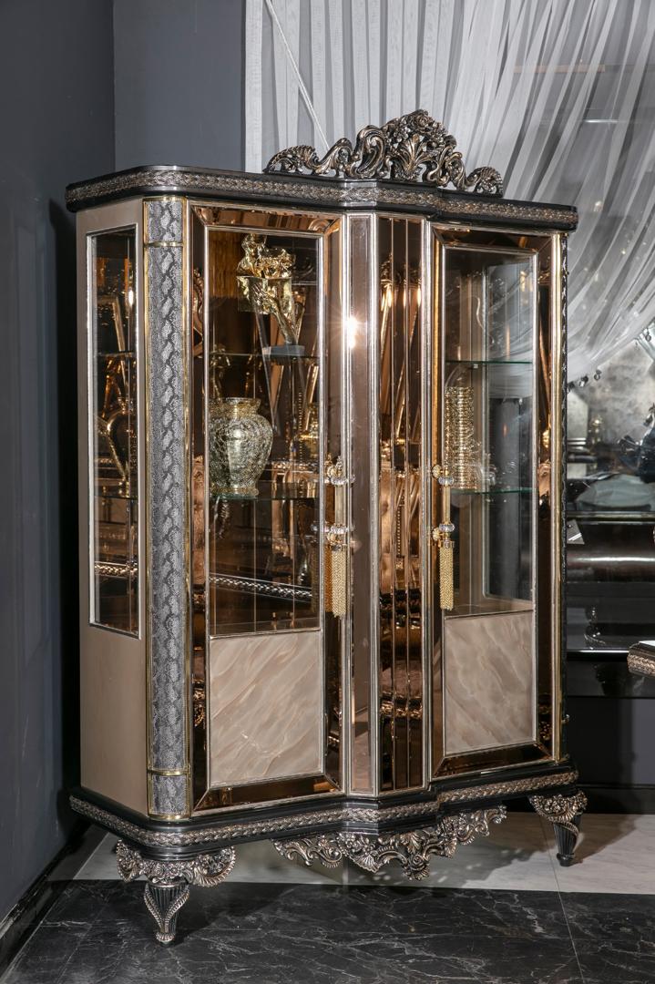 PEARL DINING ROOM