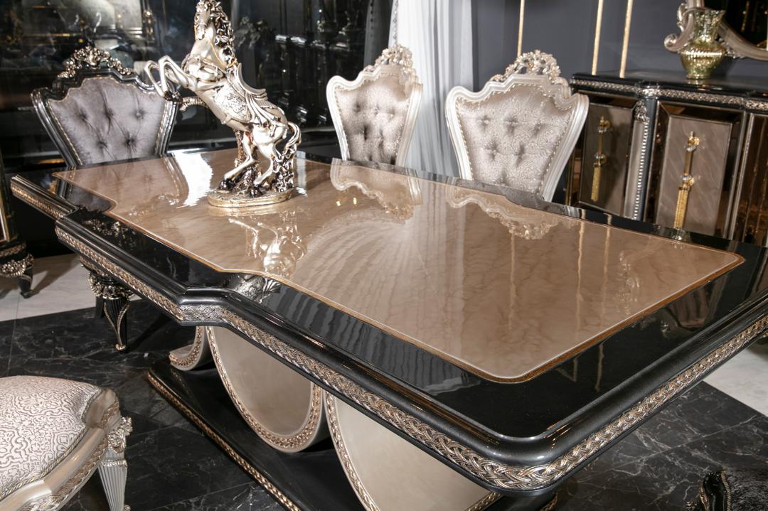 PEARL DINING ROOM