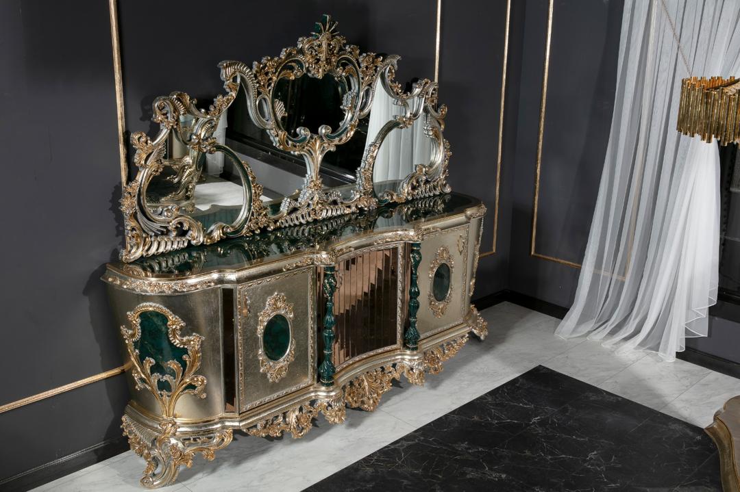 REGAL GREEN DINING ROOM