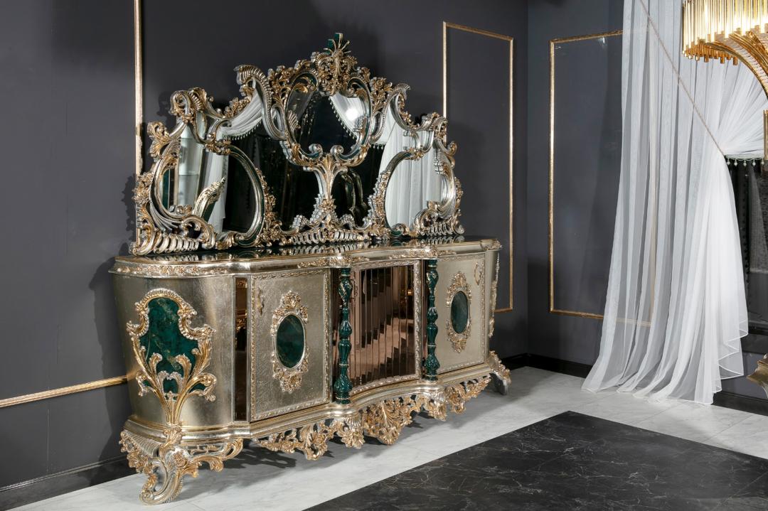 REGAL GREEN DINING ROOM