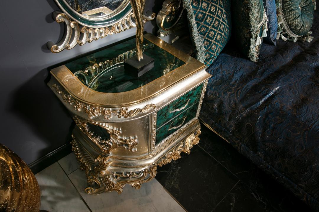 REGAL GREEN BEDROOM
