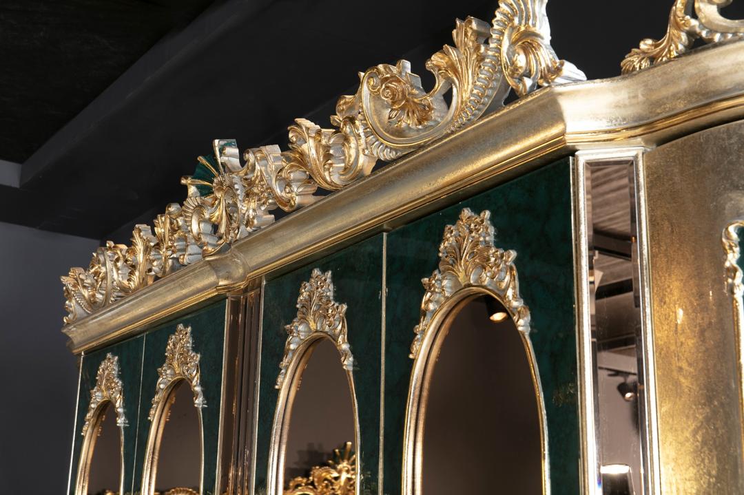 REGAL GREEN BEDROOM