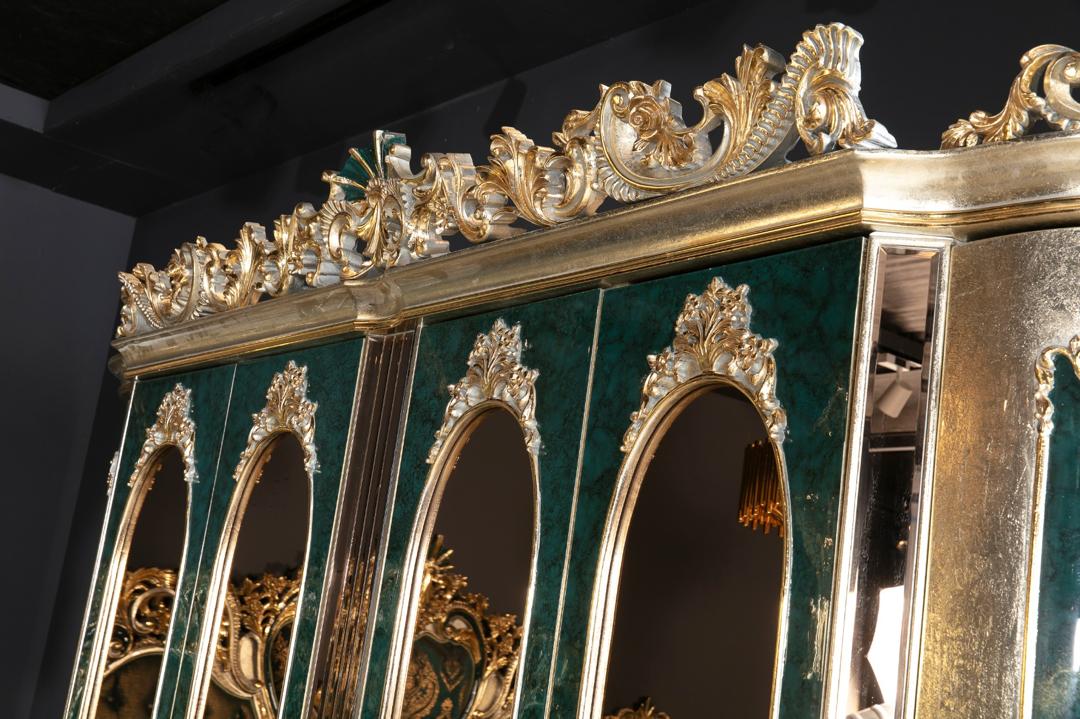 REGAL GREEN BEDROOM