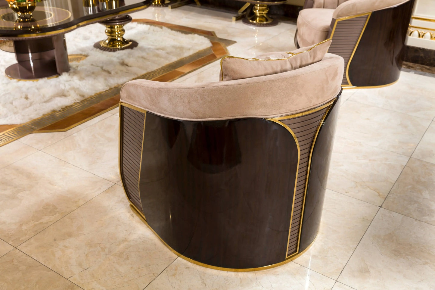 Lusetta Sofa Set